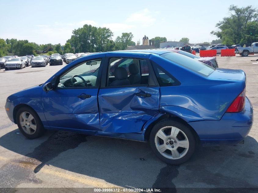 2005 Ford Focus Zx4 VIN: 1FAFP34N75W157418 Lot: 39986372