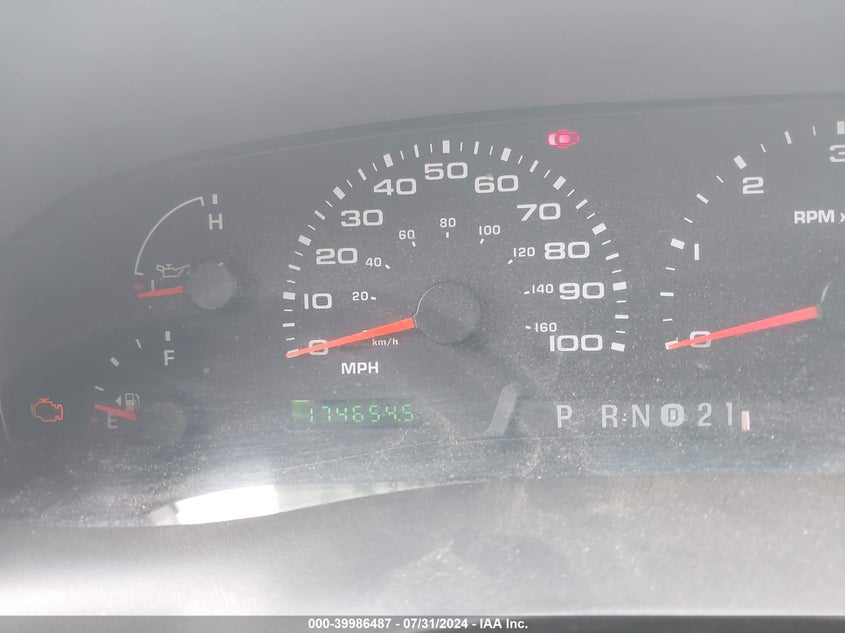 2002 Ford F-250 Lariat/Xl/Xlt VIN: 1FTNX21L22ED11618 Lot: 39986487