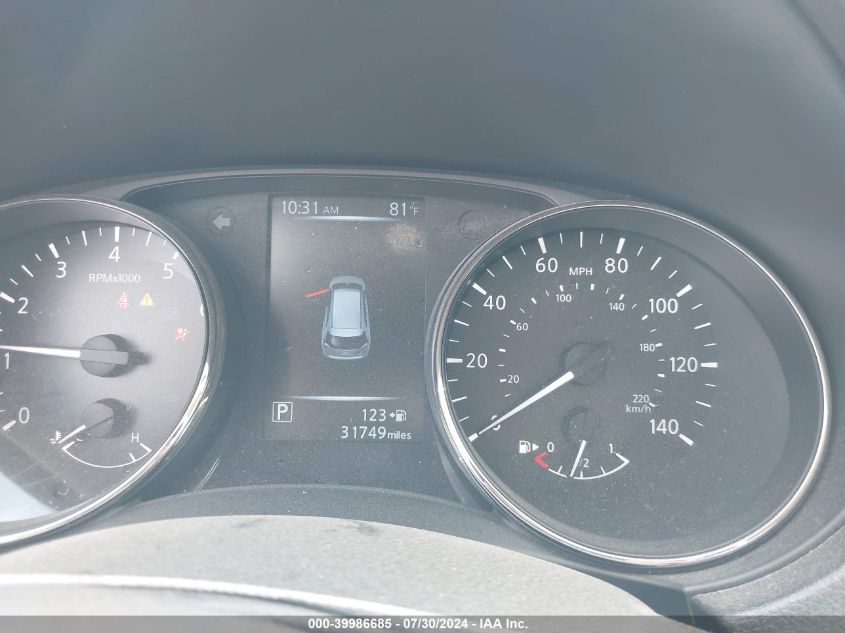 2017 Nissan Rogue S VIN: JN8AT2MTXHW136807 Lot: 39986685