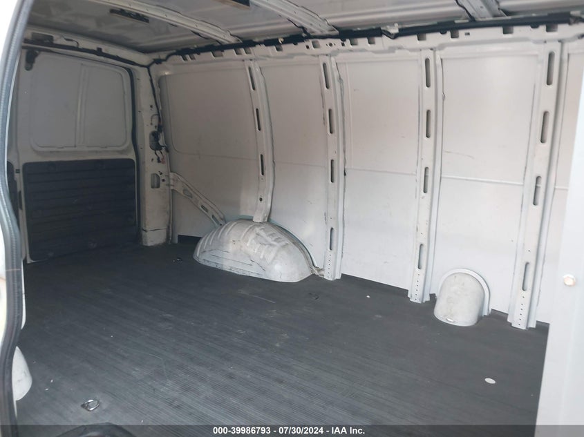 2021 CHEVROLET EXPRESS CARGO RWD 2500 REGULAR WHEELBASE WT - 1GCWGAF71M1168763