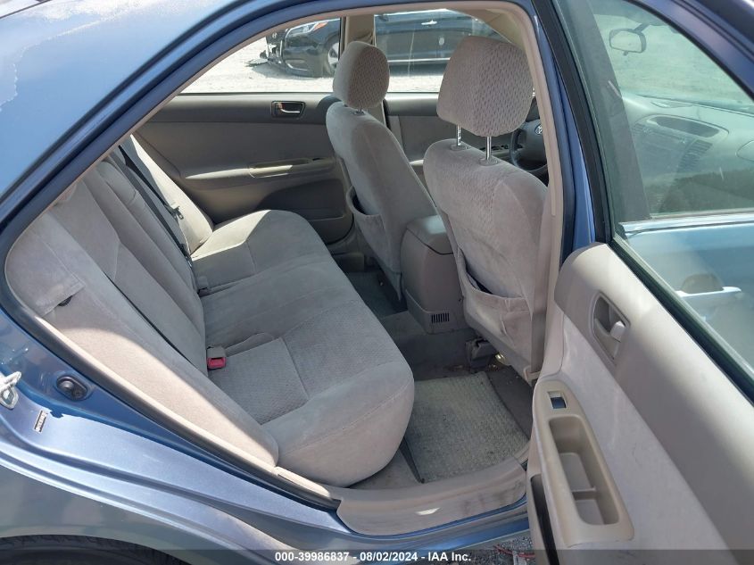 2004 Toyota Camry Le VIN: 4T1BE32K54U861081 Lot: 39986837