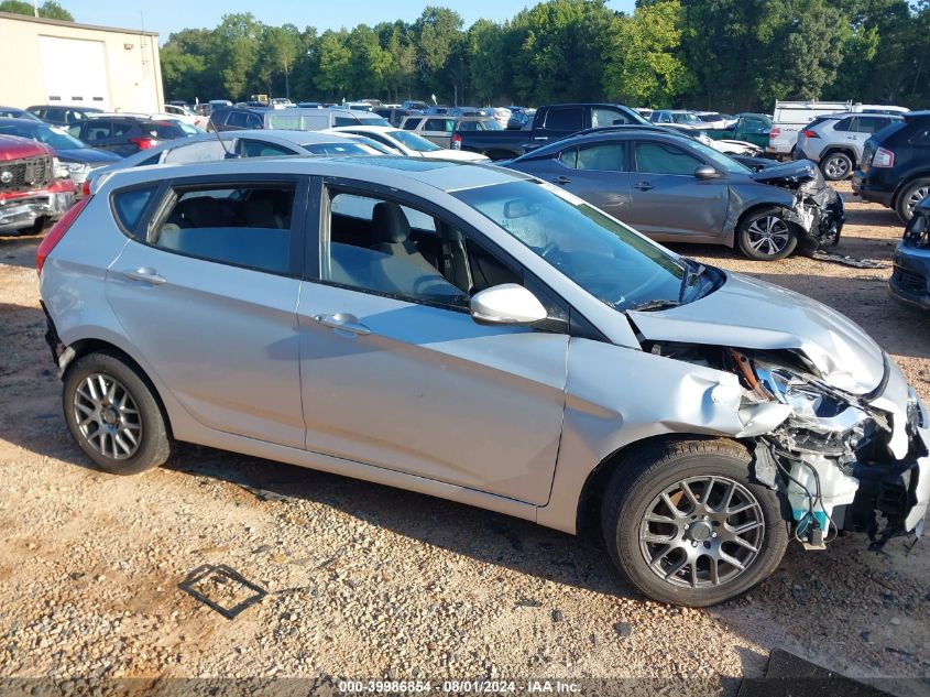 2013 Hyundai Accent Se VIN: KMHCU5AE5DU104020 Lot: 39986854