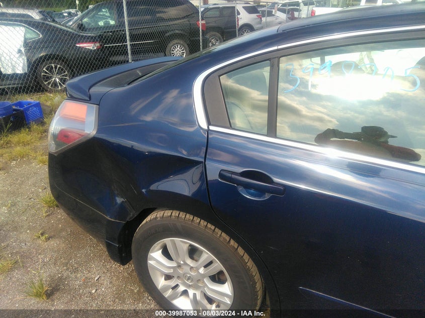 2010 Nissan Altima S VIN: 1N4AL2AP0AN401688 Lot: 39987053