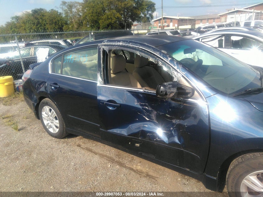 2010 Nissan Altima S VIN: 1N4AL2AP0AN401688 Lot: 39987053