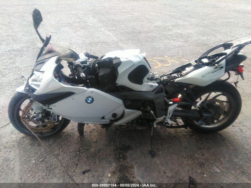 2011 BMW K1300 S VIN: WB1050905BZV94200 Lot: 39987154