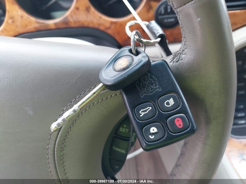 1999 Jaguar Xj8 VIN: SAJHX1048XC856535 Lot: 39987159