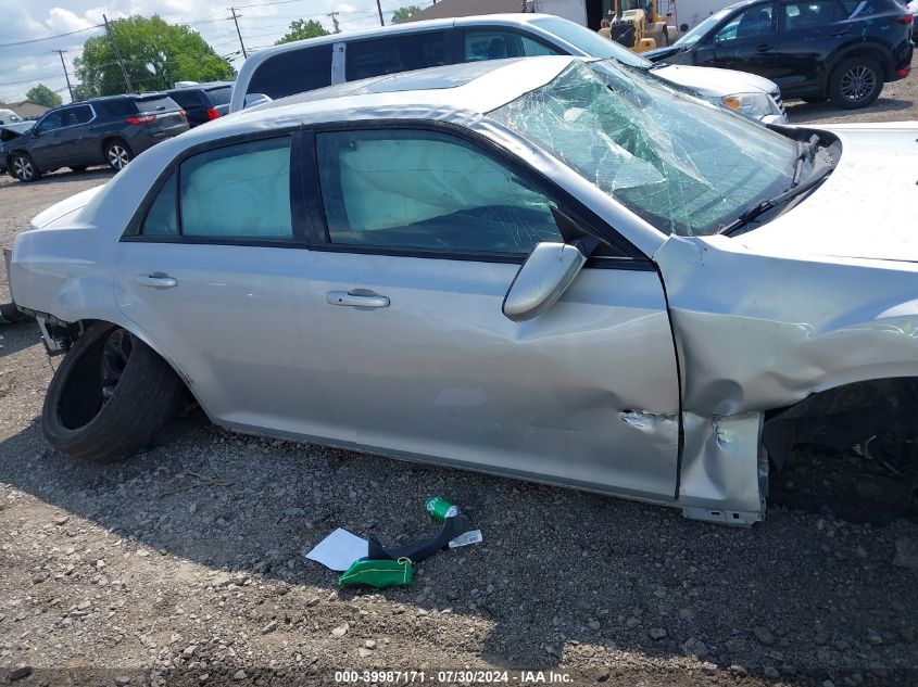 2019 Chrysler 300 S VIN: 2C3CCABG7KH760790 Lot: 39987171