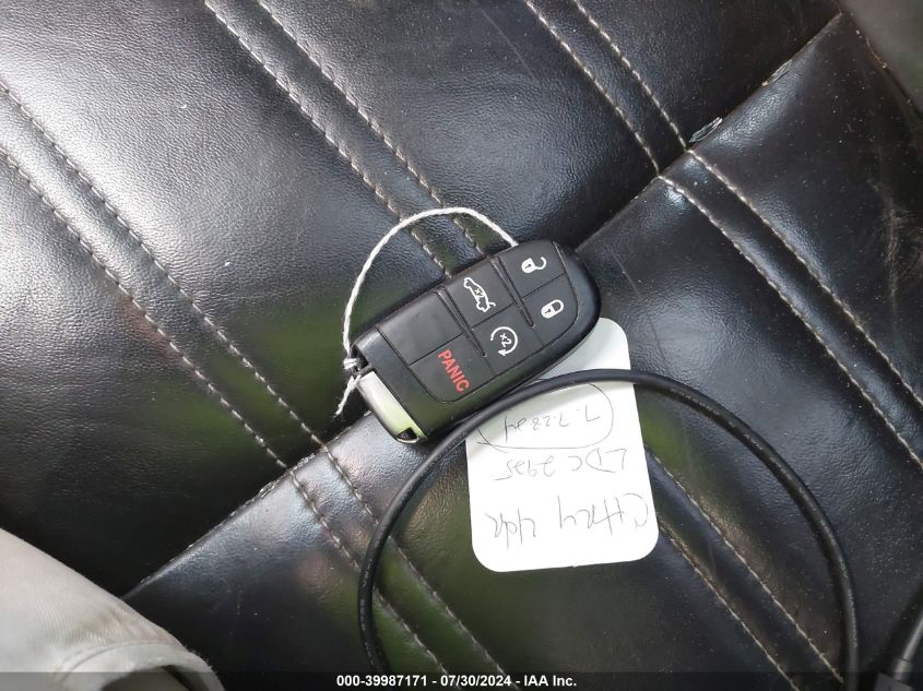 2019 Chrysler 300 S VIN: 2C3CCABG7KH760790 Lot: 39987171