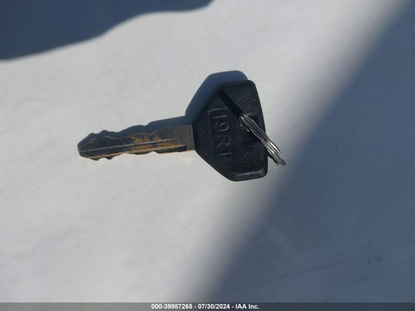 1998 Jeep Wrangler Sport VIN: 1J4FY19S2WP775746 Lot: 39987265