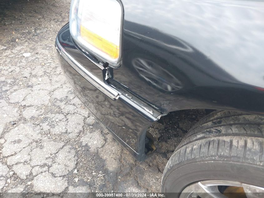 2007 Lincoln Town Car Signature Limited VIN: 1LNHM82V87Y617054 Lot: 39987400