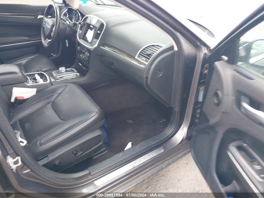 2017 Chrysler 300C VIN: 2C3CCAEG1HH565160 Lot: 39987594