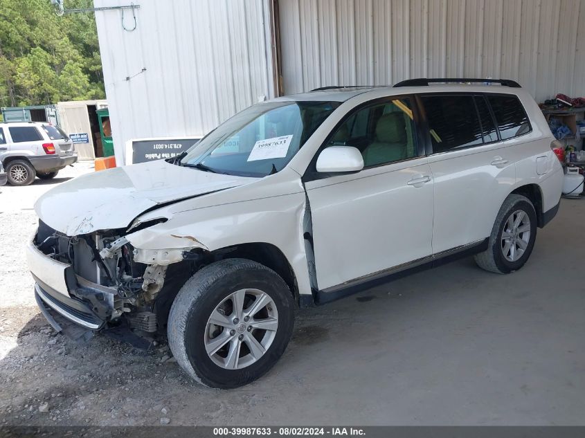 5TDZA3EH2CS023981 2012 Toyota Highlander Se