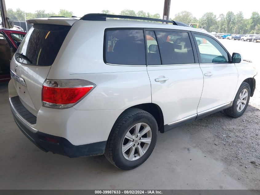 5TDZA3EH2CS023981 2012 Toyota Highlander Se