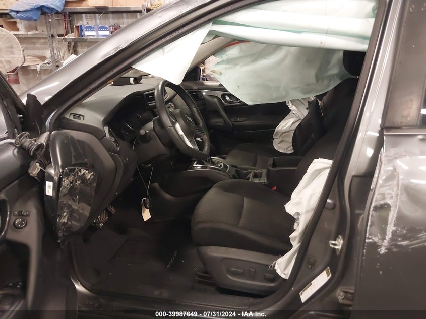 2017 NISSAN ROGUE SV - KNMAT2MV3HP607784