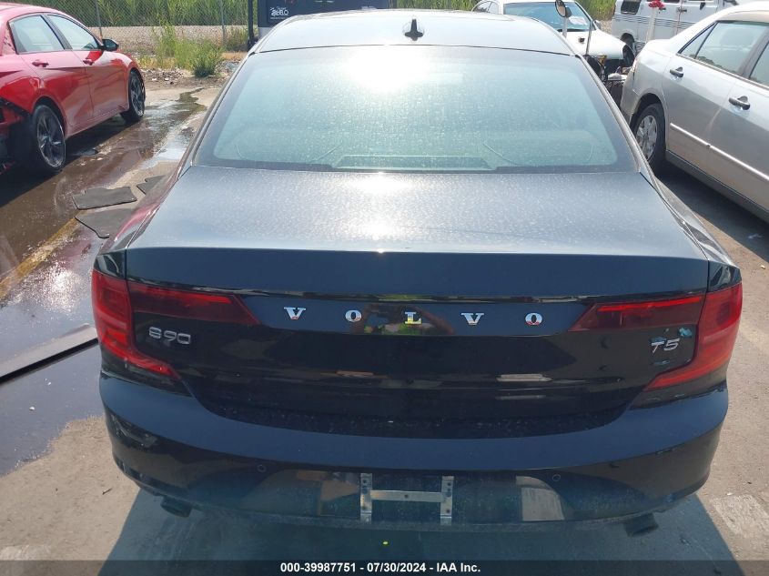 LVY102AK7KP107047 2019 Volvo S90 T5 Momentum