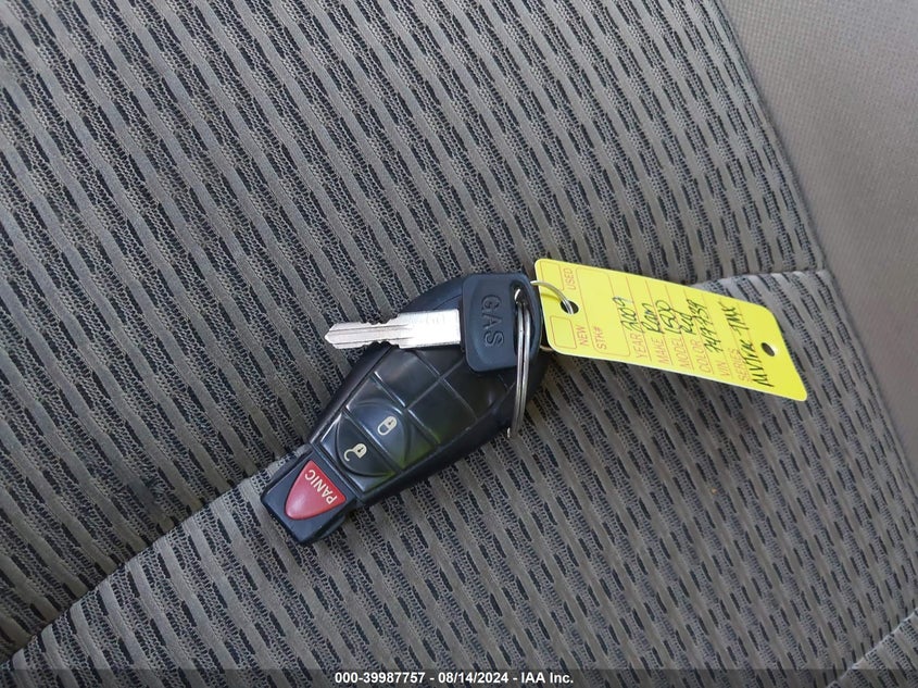 2009 Dodge Ram 1500 Slt/Sport/Trx VIN: 1D3HB13T59S747739 Lot: 39987757