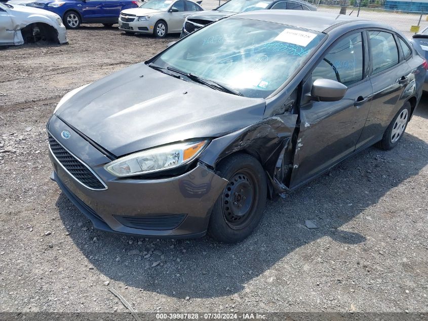 2016 Ford Focus S VIN: 1FADP3E26GL242296 Lot: 39987828