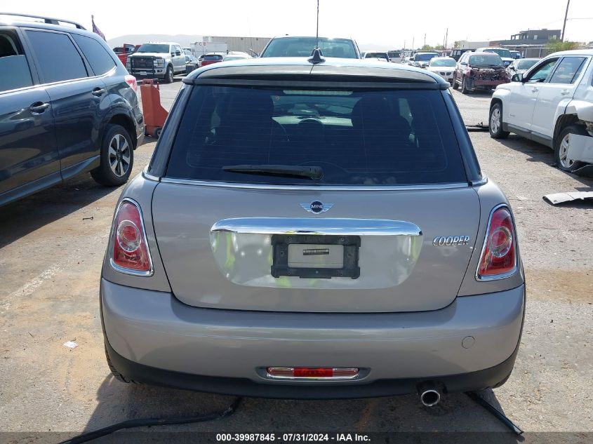 2013 Mini Hardtop Cooper VIN: WMWSU3C57DT679756 Lot: 39987845