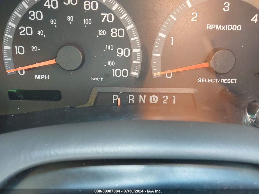 1999 Ford Expedition Eddie Bauer/Xlt VIN: 1FMRU17LXXLA86665 Lot: 39987884