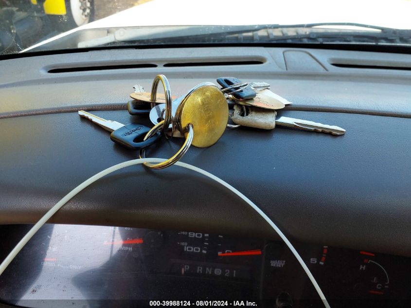 2003 Ford F-450 Lariat/Xl/Xlt VIN: 1FDXW46F63EA63283 Lot: 39988124