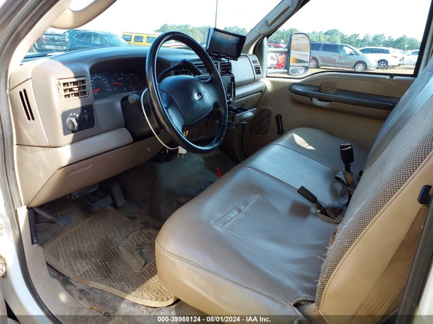 2003 Ford F-450 Lariat/Xl/Xlt VIN: 1FDXW46F63EA63283 Lot: 39988124