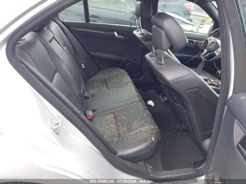 2012 Mercedes-Benz C 300 Luxury 4Matic/Sport 4Matic VIN: WDDGF8BB4CR193060 Lot: 39988165