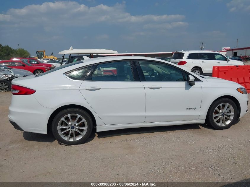 2019 Ford Fusion Hybrid Se VIN: 3FA6P0LU9KR272575 Lot: 39988283