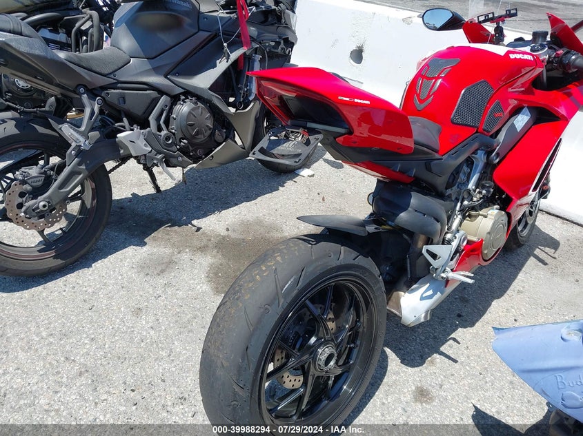 VIN ZDMDAGNW0LB013283 2020 DUCATI PANIGALE V4/V4S/V4S SPECIALE