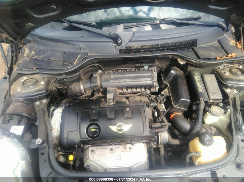 2010 Mini Cooper VIN: WMWMF3C50ATZ62319 Lot: 39988398