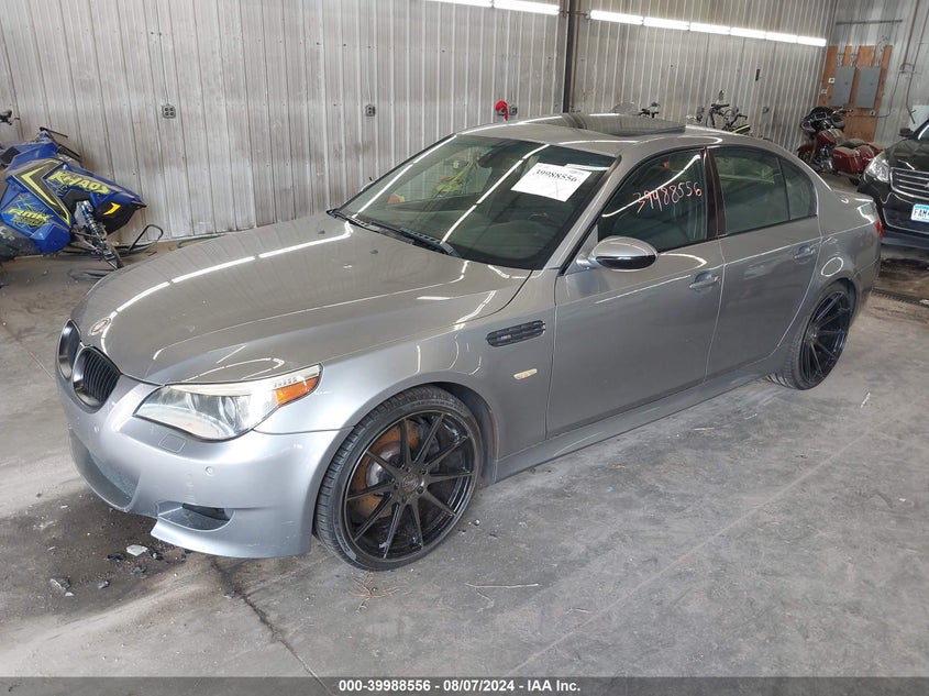 2006 BMW M5 VIN: WBSNB93566B583983 Lot: 39988556