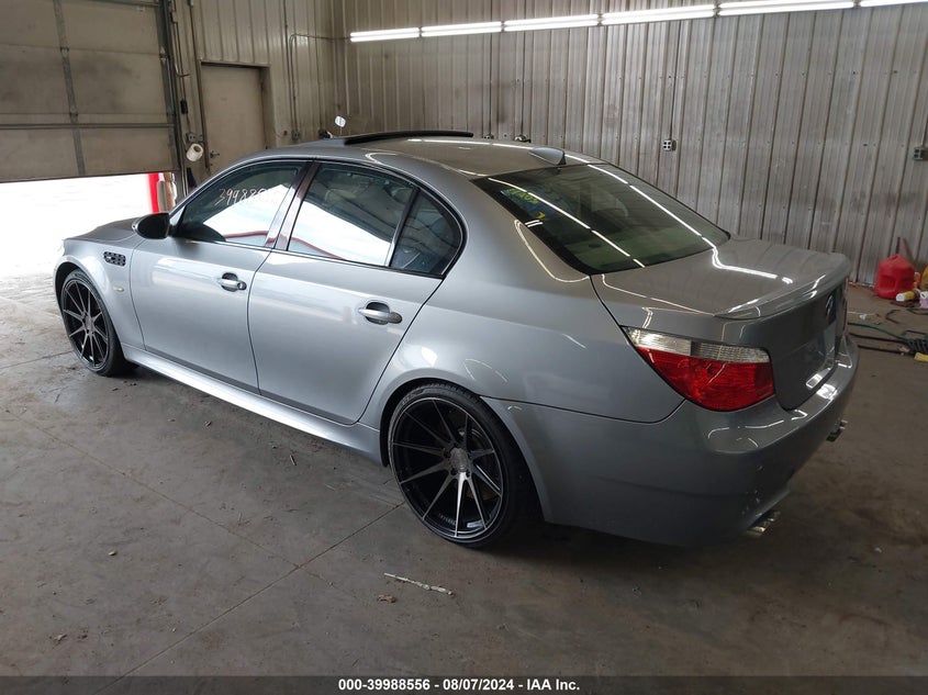 2006 BMW M5 VIN: WBSNB93566B583983 Lot: 39988556