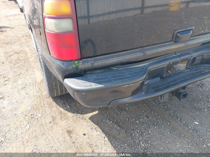 2002 Chevrolet Tahoe Lt VIN: 1GNEC13Z92R276888 Lot: 39988583