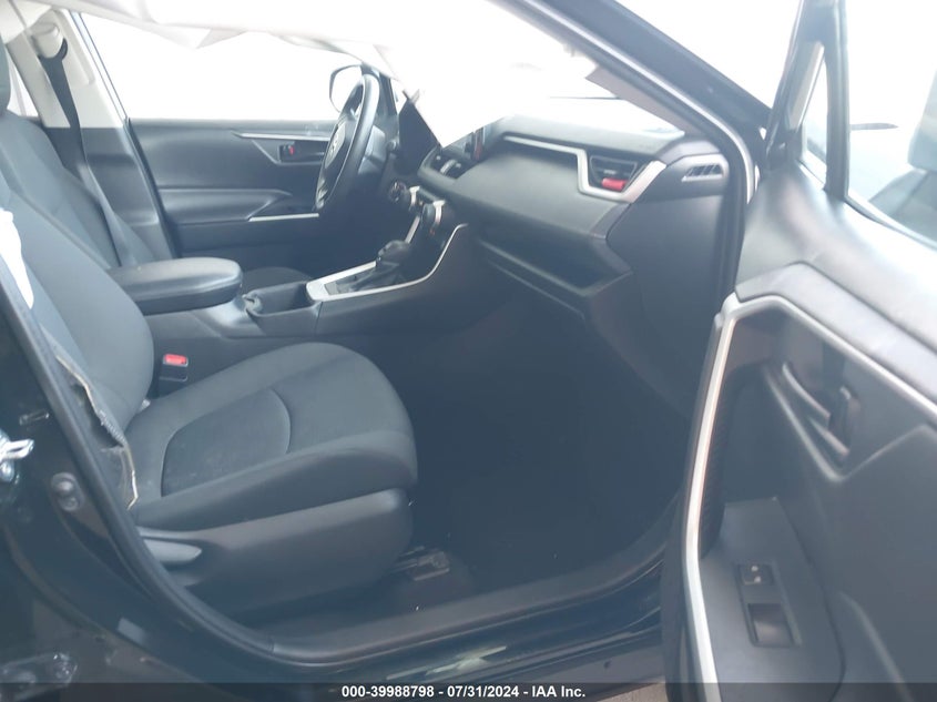 2022 TOYOTA RAV4 LE - 2T3F1RFV7NC264075