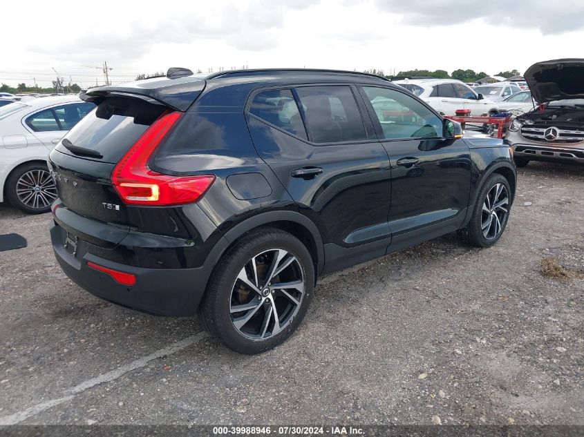 2022 Volvo Xc40 T5 R-Design VIN: YV4162UM3N2666189 Lot: 39988946