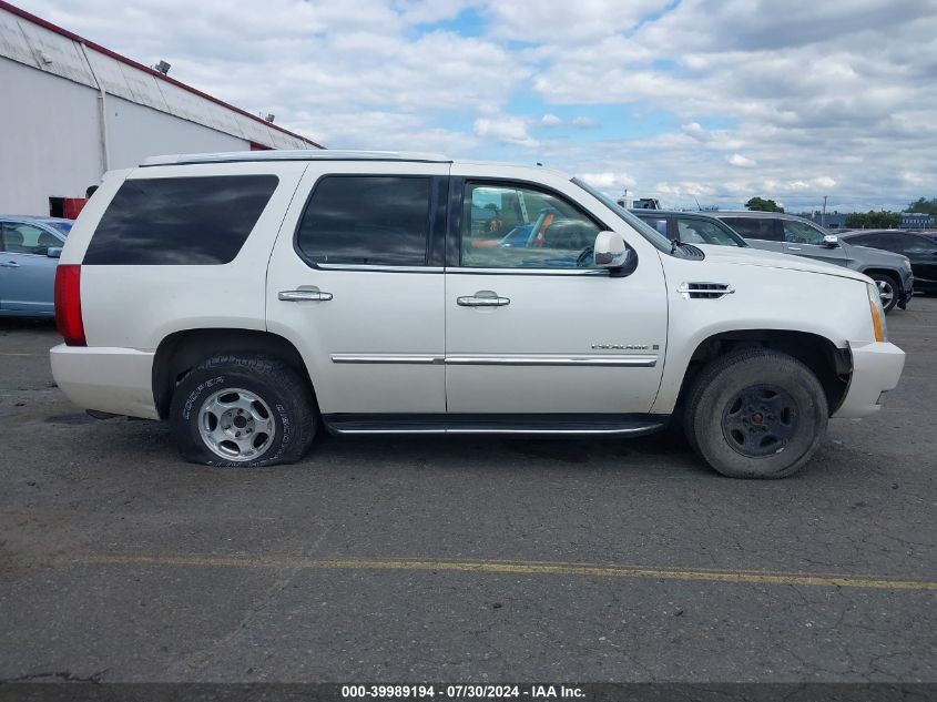 2007 Cadillac Escalade Standard VIN: 1GYFK63847R147124 Lot: 39989194