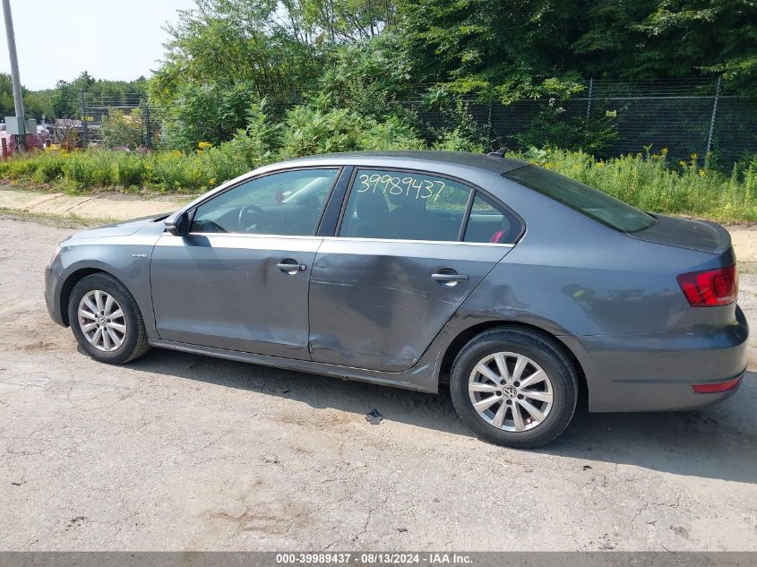 3VW637AJ3EM229663 2014 Volkswagen Jetta Hybrid Se