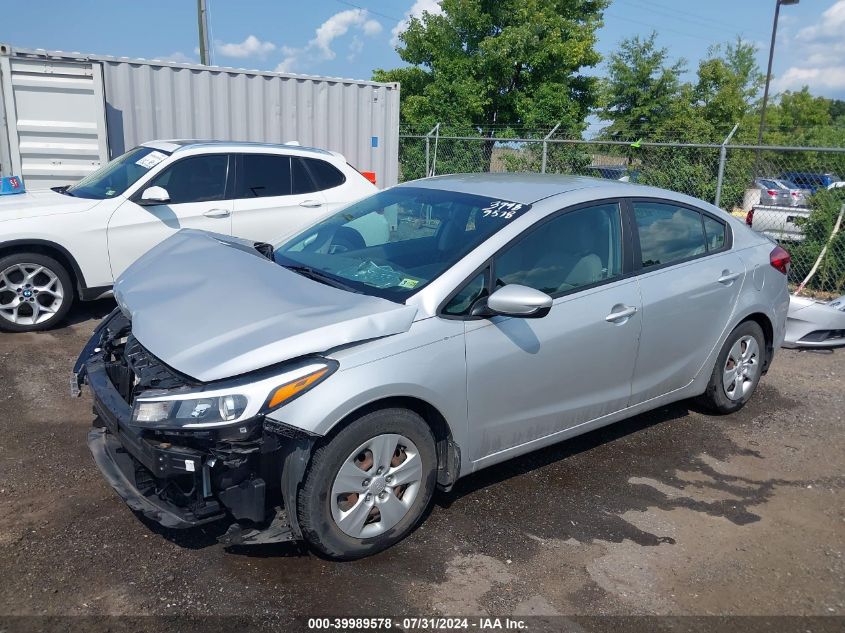 3KPFK4A76HE026872 2017 KIA FORTE - Image 2