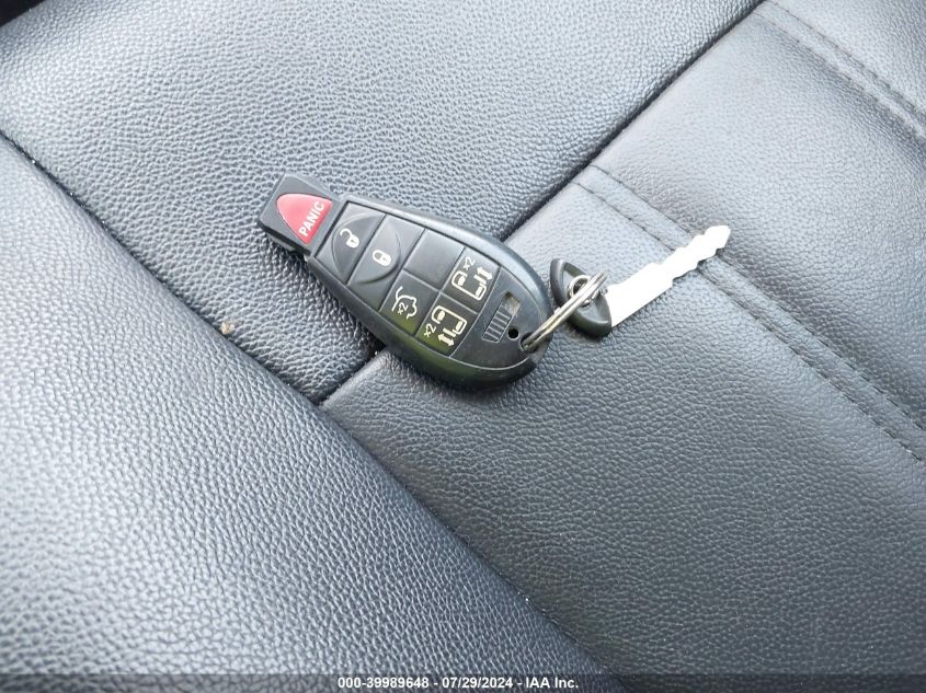 2016 Chrysler Town & Country Touring VIN: 2C4RC1BG4GR220904 Lot: 39989648