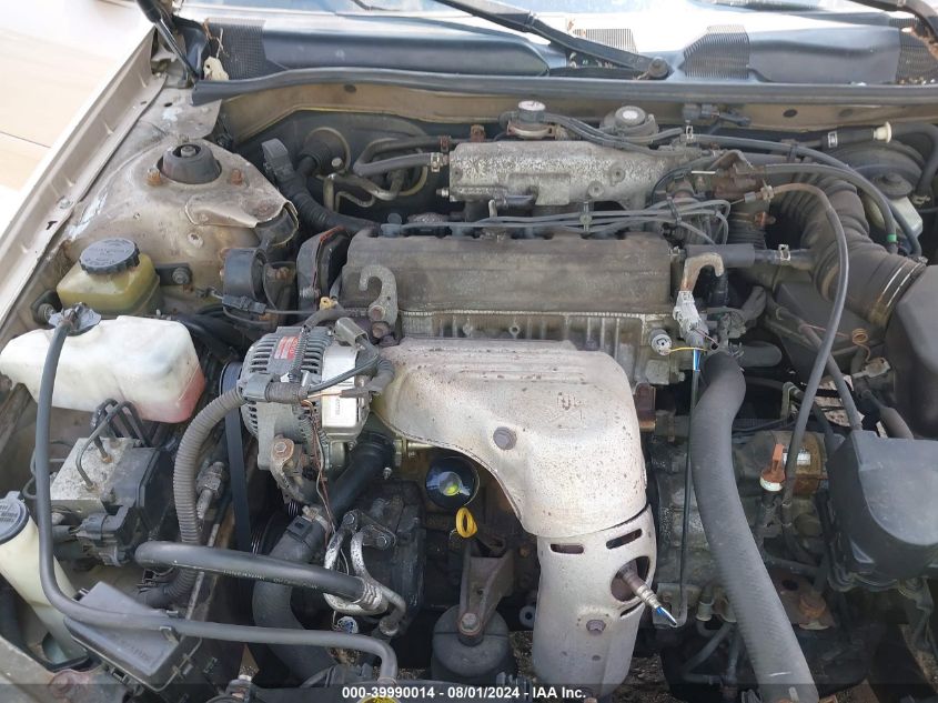 2000 Toyota Camry Ce/Le/Xle VIN: JT2BG22K8Y0447470 Lot: 39990014