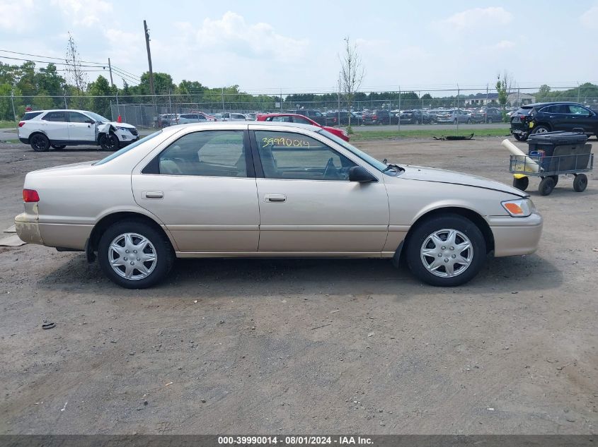 2000 Toyota Camry Ce/Le/Xle VIN: JT2BG22K8Y0447470 Lot: 39990014