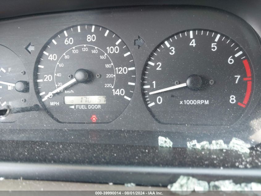 2000 Toyota Camry Ce/Le/Xle VIN: JT2BG22K8Y0447470 Lot: 39990014