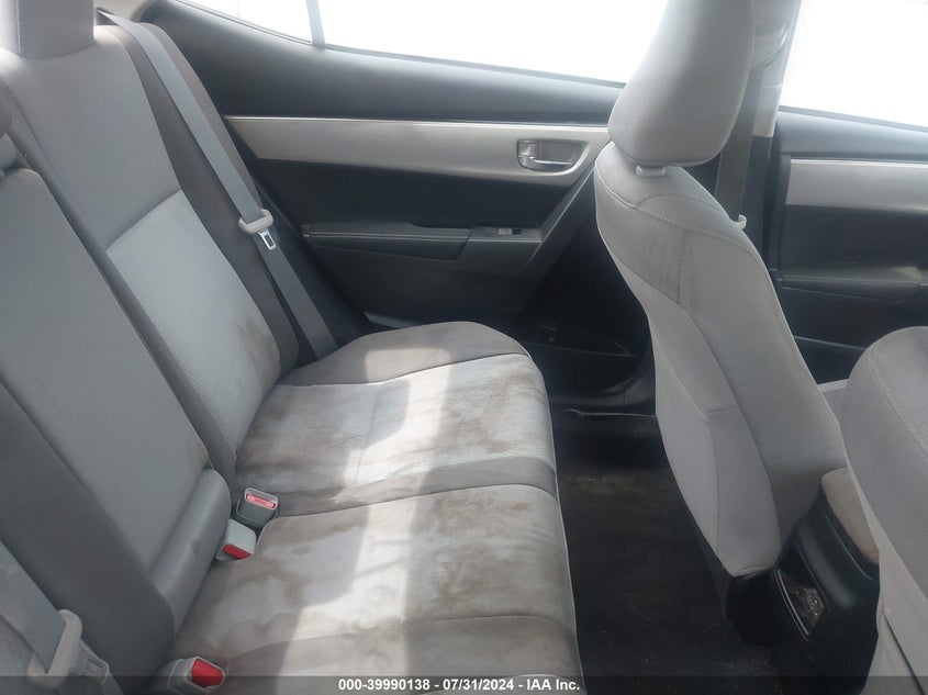 2018 TOYOTA COROLLA LE - 5YFBURHE8JP769533