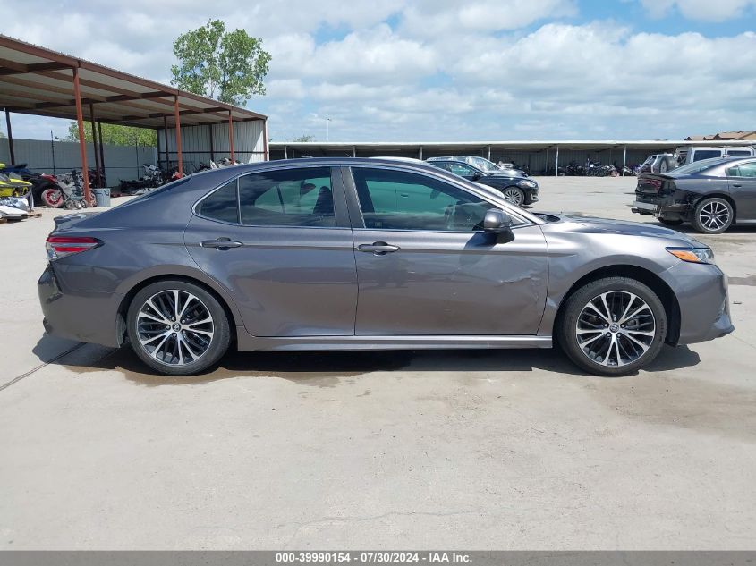 2018 Toyota Camry Se VIN: 4T1B11HK8JU663985 Lot: 39990154