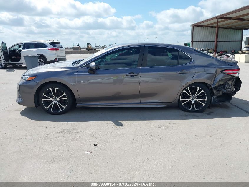 2018 Toyota Camry Se VIN: 4T1B11HK8JU663985 Lot: 39990154