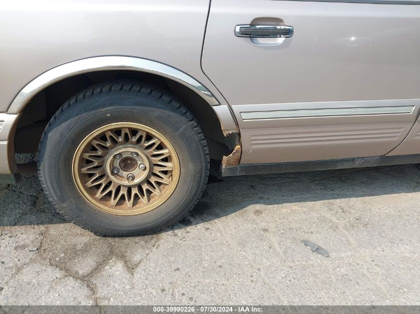 1995 Lincoln Town Car Executive VIN: 1LNLM81W9SY700070 Lot: 39990226