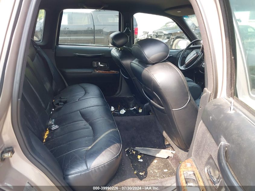 1995 Lincoln Town Car Executive VIN: 1LNLM81W9SY700070 Lot: 39990226