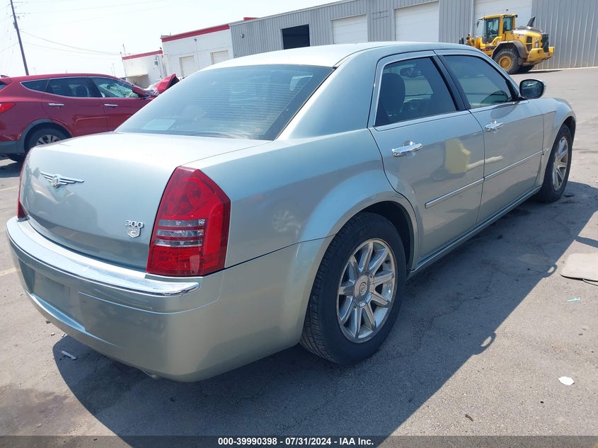 2005 Chrysler 300C VIN: 2C3JA63H15H573289 Lot: 39990398
