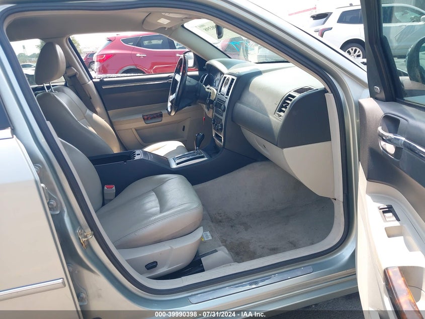 2005 Chrysler 300C VIN: 2C3JA63H15H573289 Lot: 39990398