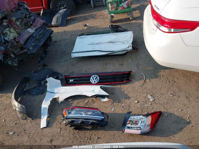 2018 Volkswagen Passat 3.6L V6 Gt VIN: 1VWJM7A34JC037219 Lot: 39990529