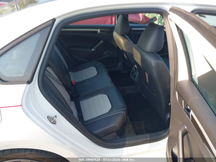 2018 Volkswagen Passat 3.6L V6 Gt VIN: 1VWJM7A34JC037219 Lot: 39990529